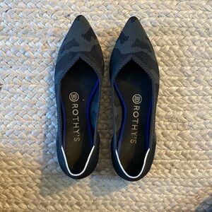 Rothy’s, “The Point” flats in camo, size 7